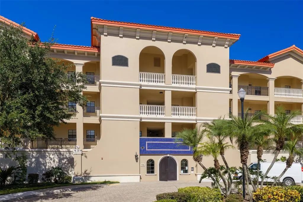 7702 Lake Vista Court 303, LAKEWOOD RANCH