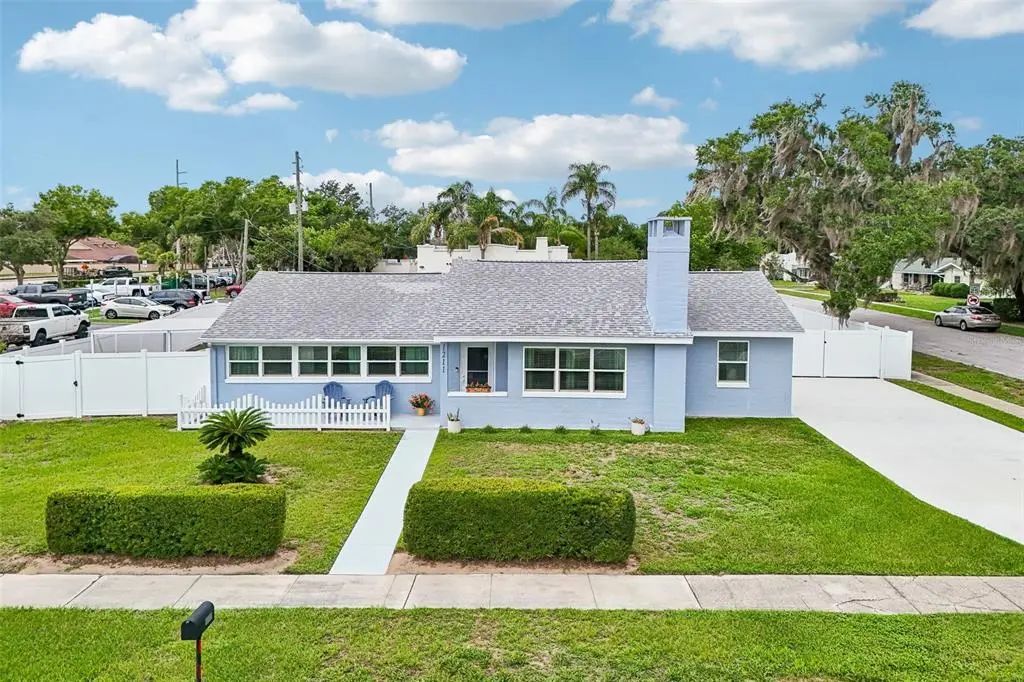 1211 Morningside Drive, MOUNT DORA