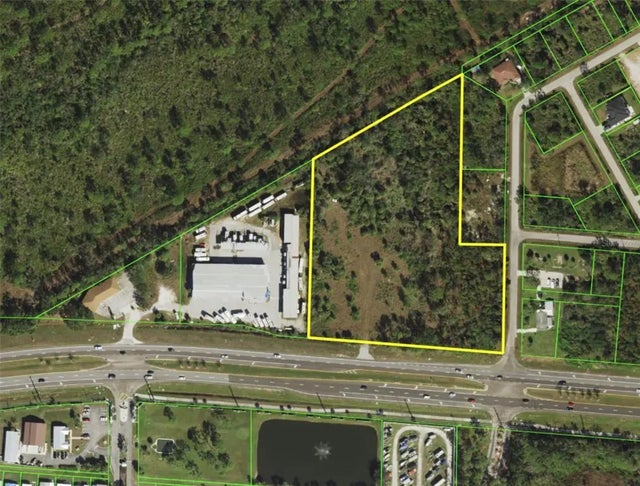 11165 Tamiami Trail S, NORTH PORT