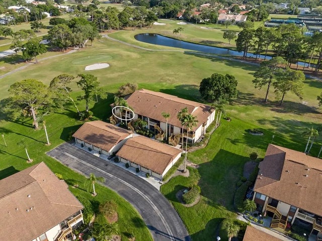 5753 Avista Drive, SARASOTA