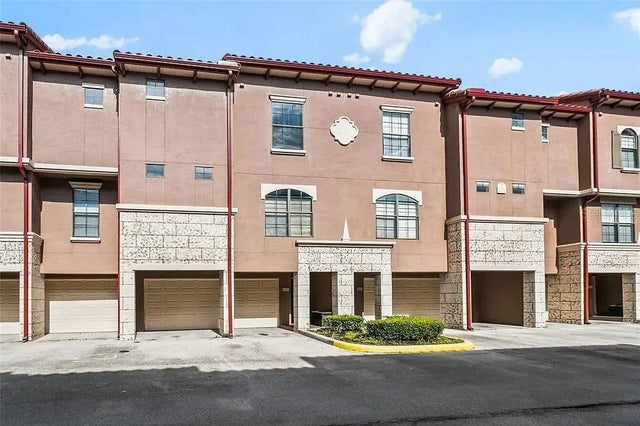 6105 Metrowest Boulevard 103, ORLANDO