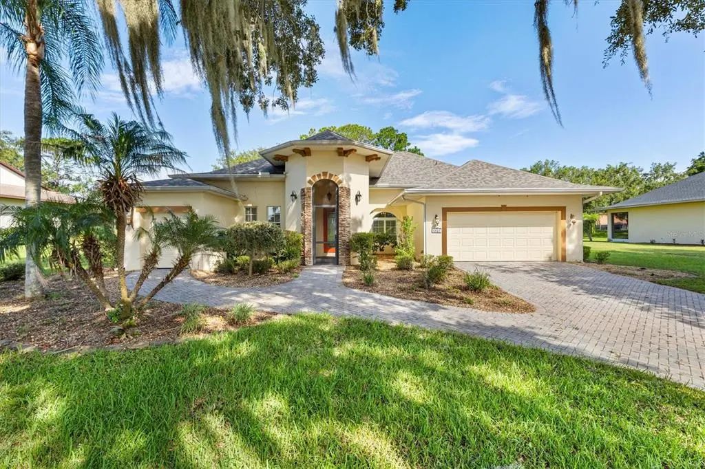 6027 Spinnaker Loop, LADY LAKE
