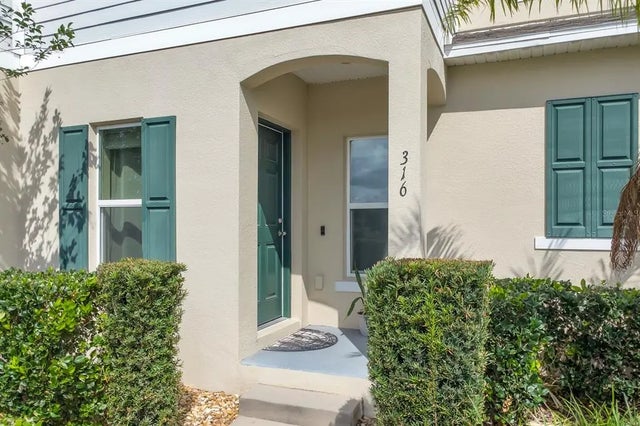 316 Primrose Drive, DAVENPORT