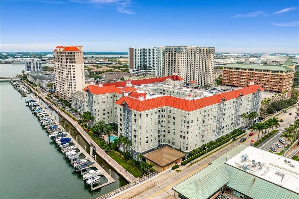 700 S Harbour Island Boulevard 429, TAMPA
