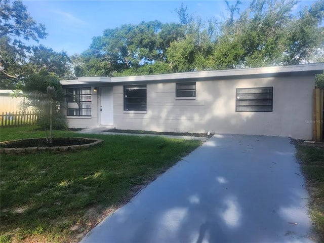 9432 84th Street, SEMINOLE