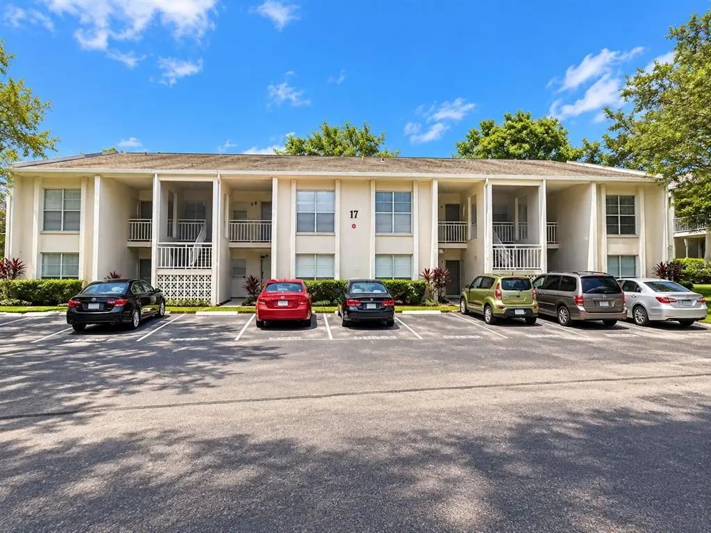 2625 State Road 590 1724, CLEARWATER