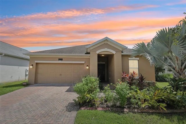 9923 Magnolia Woods Boulevard, ORLANDO