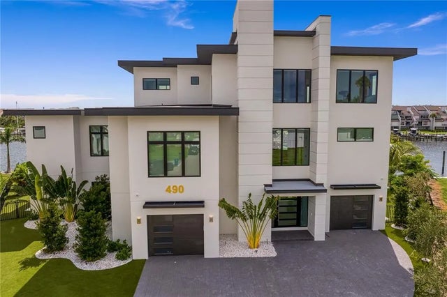 490 Laguna Drive, TIERRA VERDE