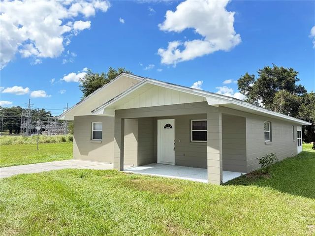 1117 Blossom Circle N, LAKELAND