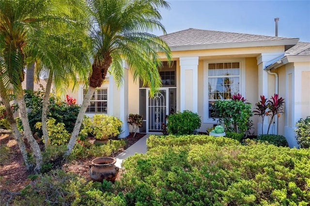 3358 Yonge Avenue 33, SARASOTA