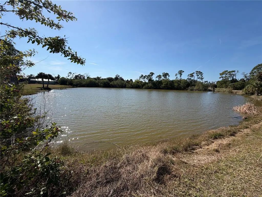 2 Pine Valley Ct, ROTONDA WEST