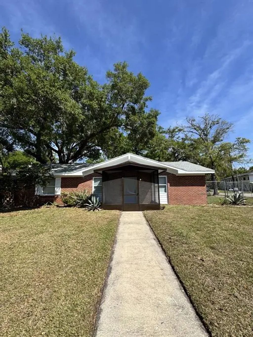 818 E Airport Boulevard, SANFORD
