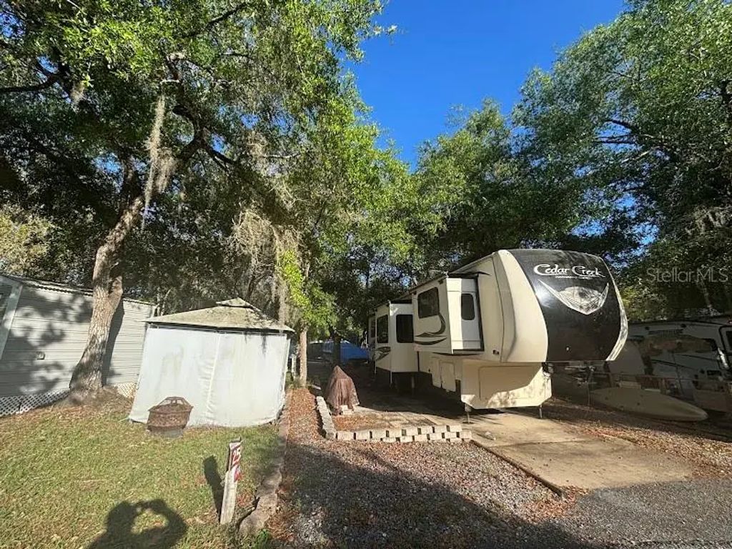 25238 Ne 144th Street 144, FORT MC COY
