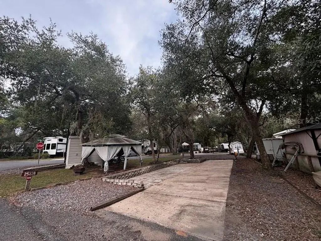 25238 Ne 144th Street 144, FORT MC COY