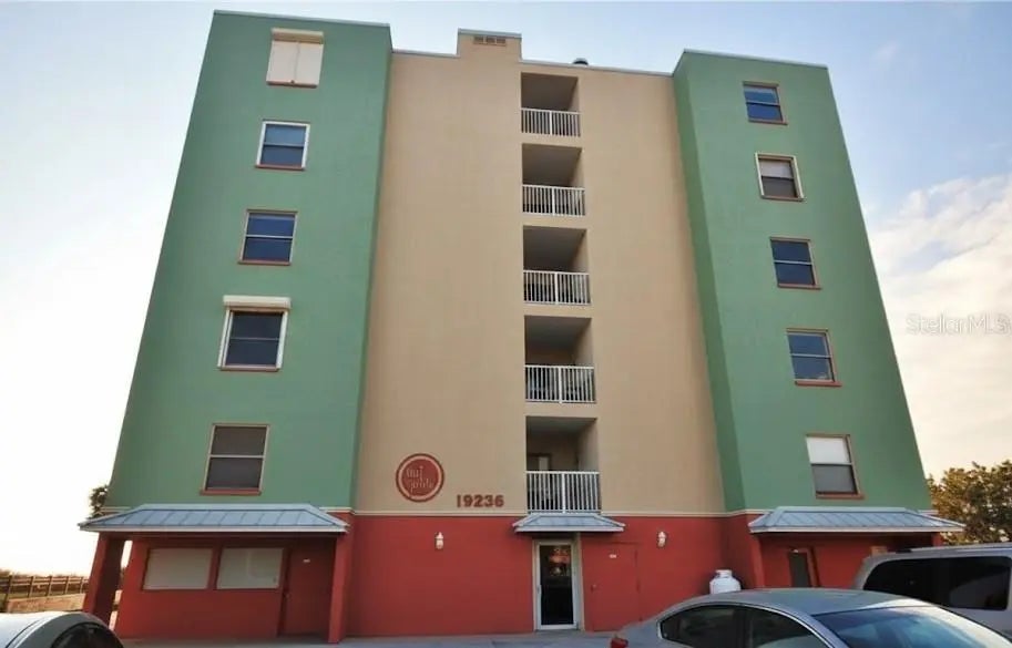 19236 Gulf Boulevard 104, INDIAN SHORES