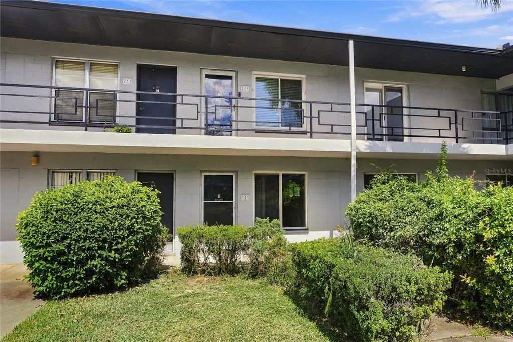 825 N Primrose Drive 111, ORLANDO