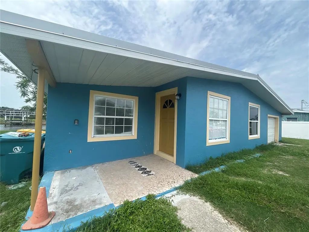 585 Lindley Terrace, PORT CHARLOTTE