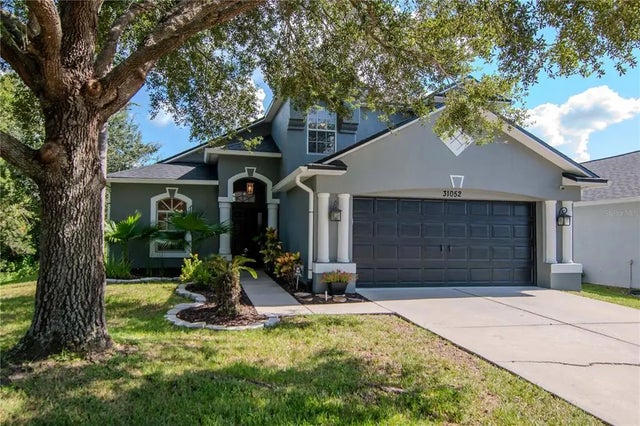 31052 Whinsenton Drive, WESLEY CHAPEL