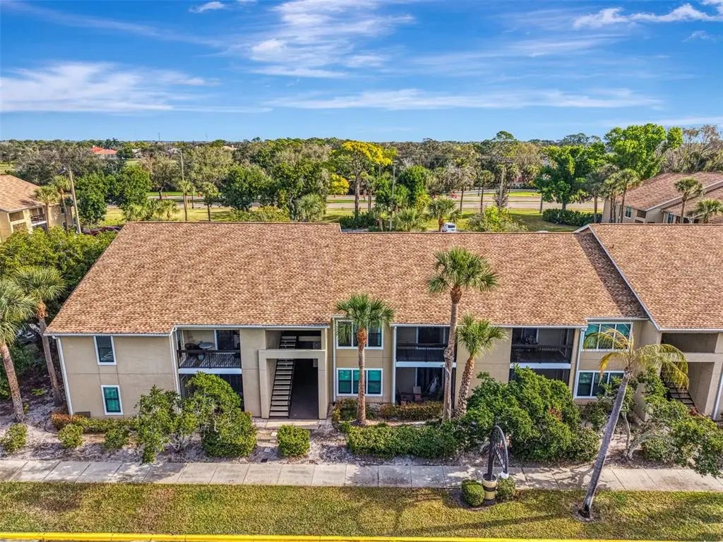 4006 Crockers Lake Boulevard 26, SARASOTA