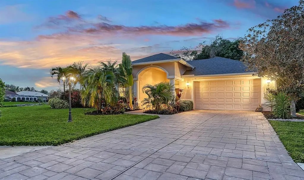 8117 Misty Oaks Boulevard, SARASOTA