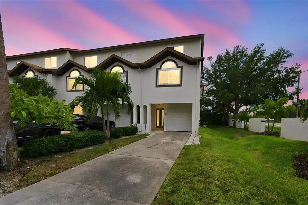 405 Madeira Circle, TIERRA VERDE