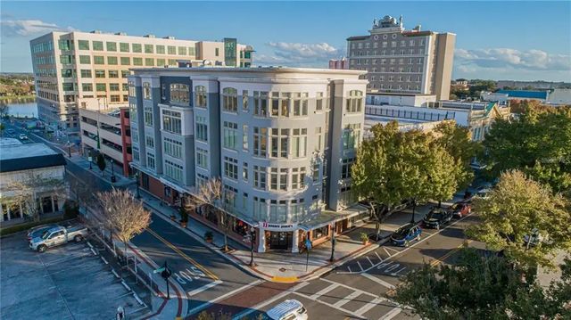 125 N Kentucky Avenue 203, LAKELAND
