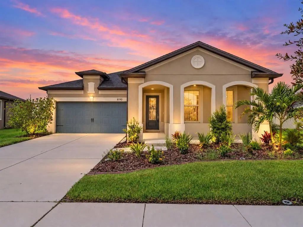 8190 Olive Brook Drive, WESLEY CHAPEL