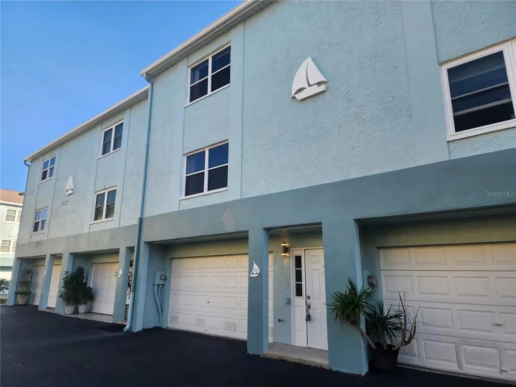 1101 Pinellas Bayway S 303, TIERRA VERDE