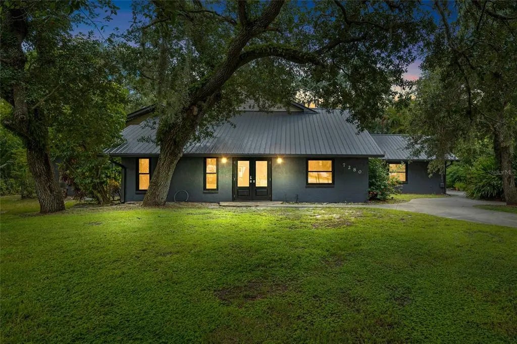 7280 Pelas Circle, NORTH FORT MYERS