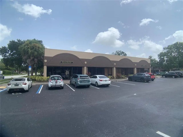 13191 Starkey Road 15 & 16, LARGO