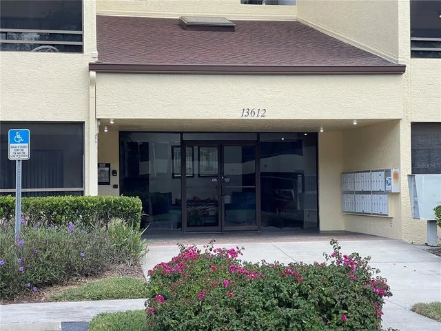 13612 S Village Drive 108, TAMPA