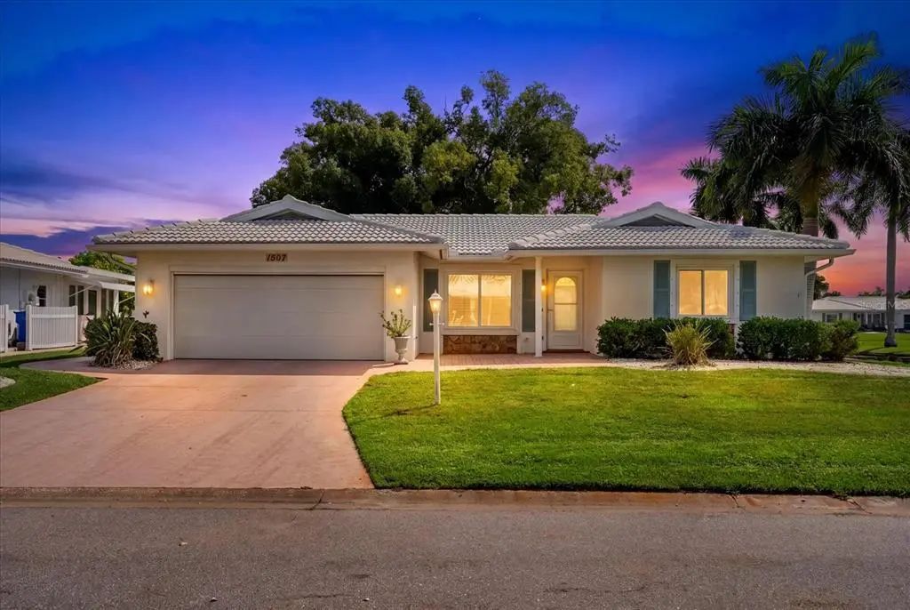 1507 N Knollwood Drive, BRADENTON