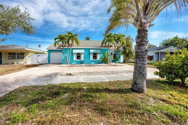 815 Lantana Avenue, CLEARWATER BEACH