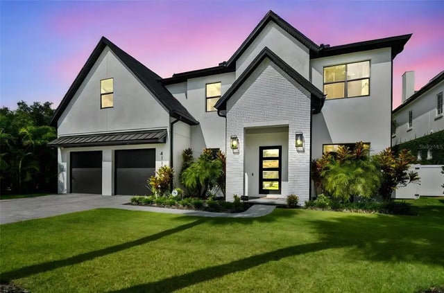 4111 W Swann Avenue, TAMPA