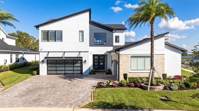 9877 Laurel Berry Drive, ORLANDO