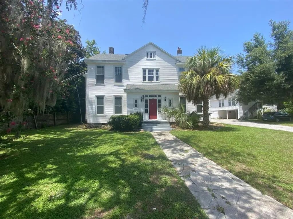 1120 Webster Street Unit 4, LEESBURG