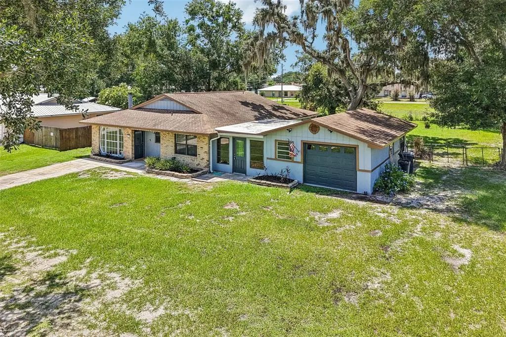2718 Shadywood Place, LAKELAND