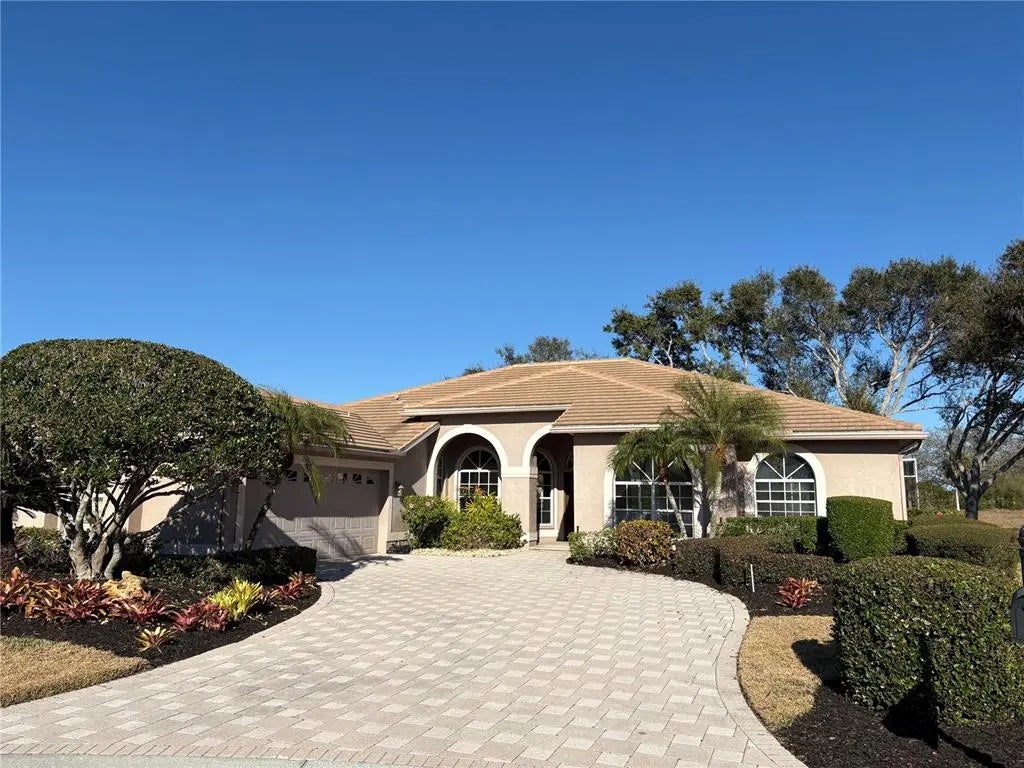 5205 Far Oak Circle, SARASOTA