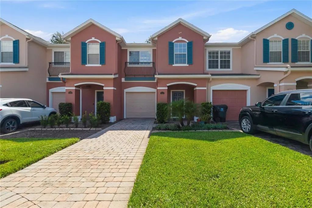 933 Pine Pointe Lane, ORLANDO