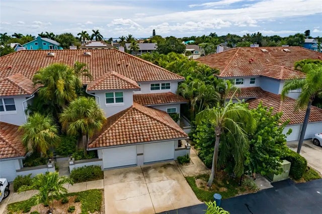 903 Pinellas Bayway S 104, TIERRA VERDE