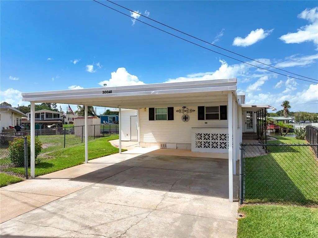 30041 Wausaukee Drive, TAVARES