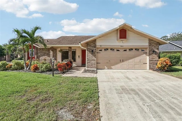 9913 Chesham Drive, ORLANDO