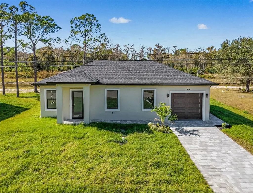 918 Anaconda Avenue S, LEHIGH ACRES