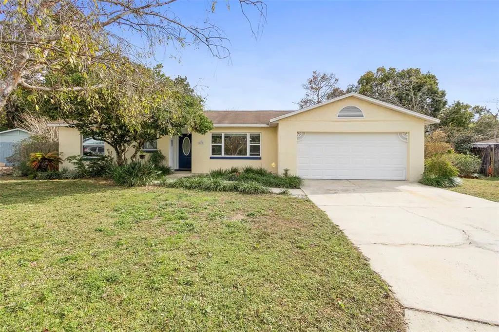 121 Bent Oak Court, SANFORD
