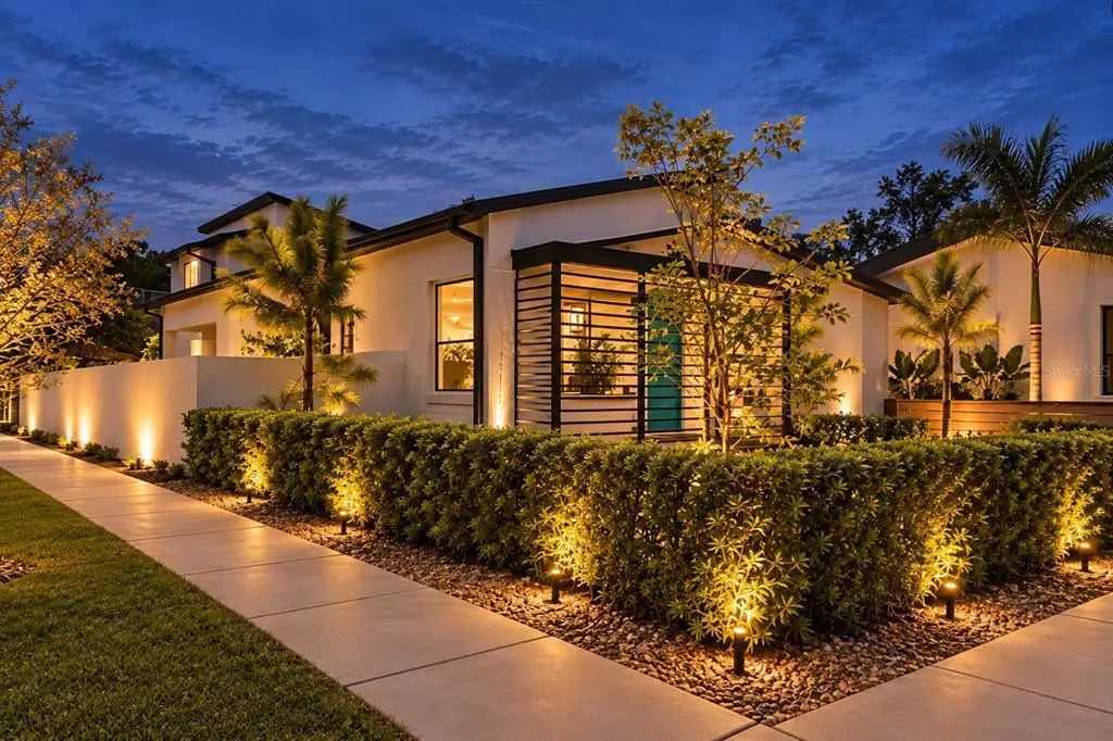300 43rd Avenue N, ST. PETERSBURG