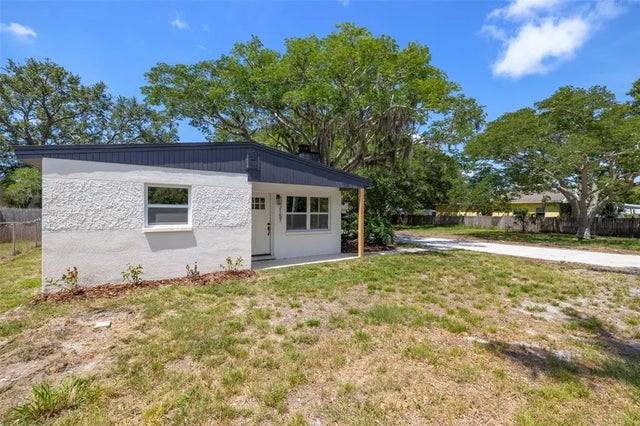 2157 20th Avenue Sw, LARGO