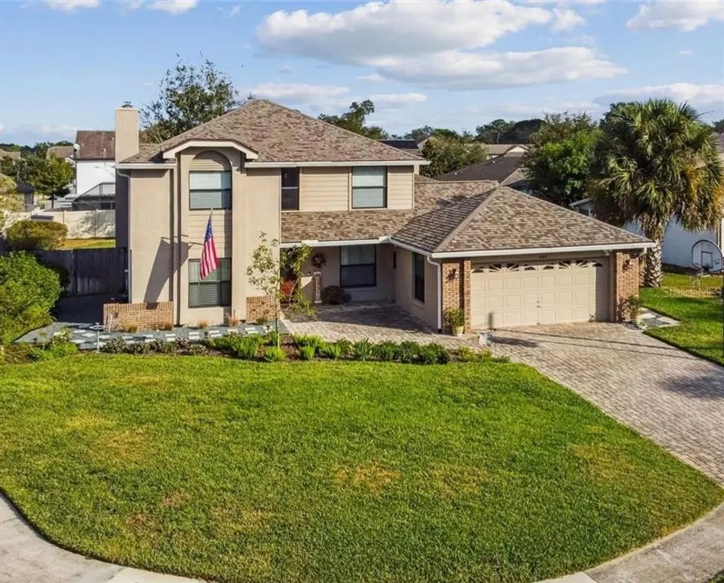 987 Cross Cut Way, LONGWOOD