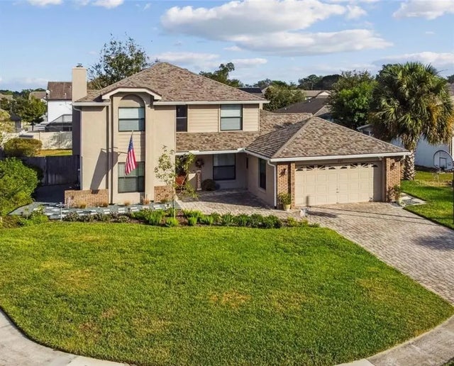 987 Cross Cut Way, LONGWOOD