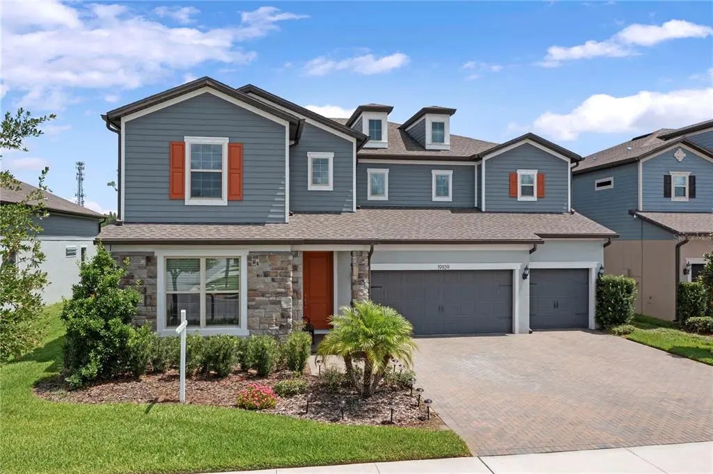 19109 Perennial Rose Avenue, LUTZ