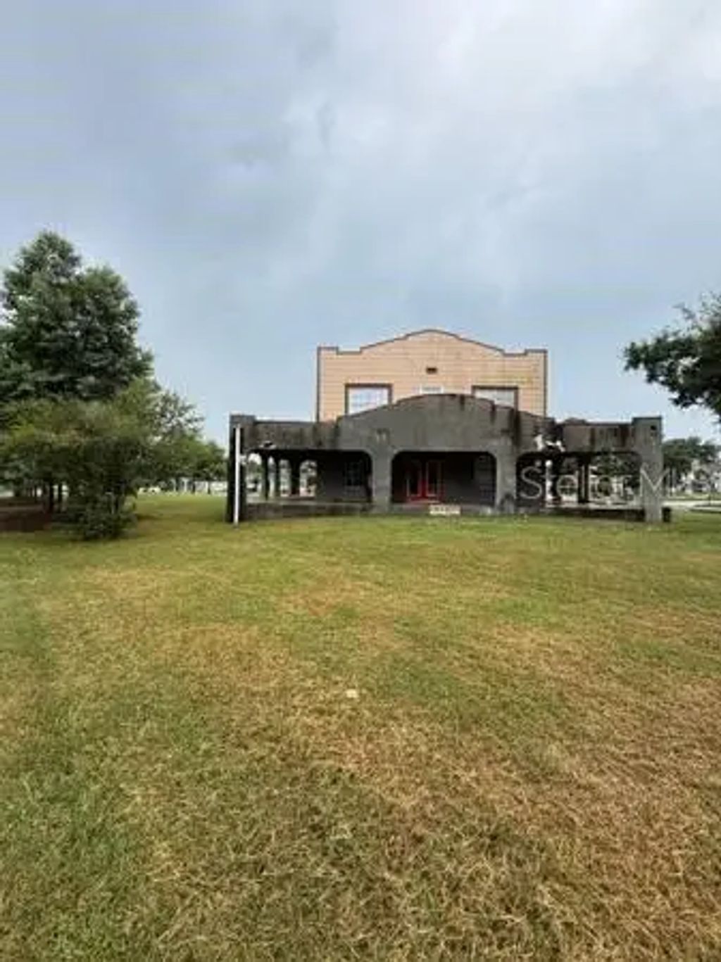 375 W Bay Avenue, EAGLE LAKE